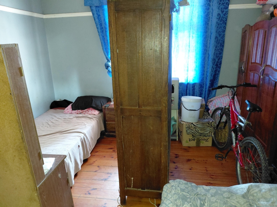 2 Bedroom Property for Sale in Uitenhage Central Eastern Cape